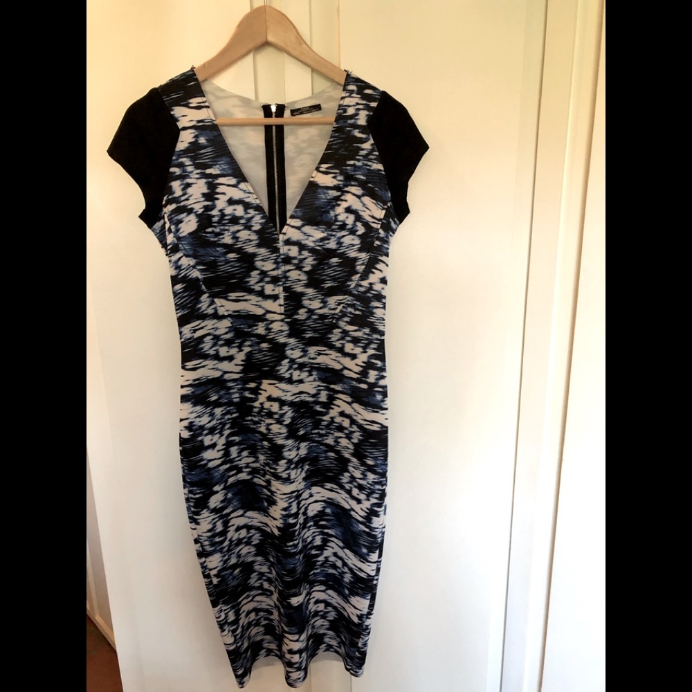 Zara over knee tie dye dress